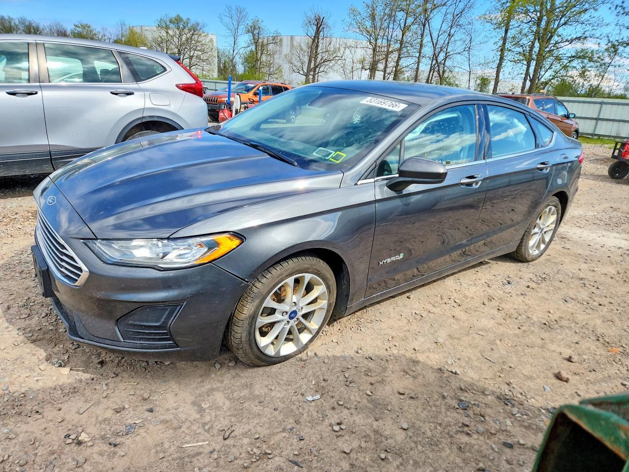 2019 Ford Fusion Se - zdjęcie główne