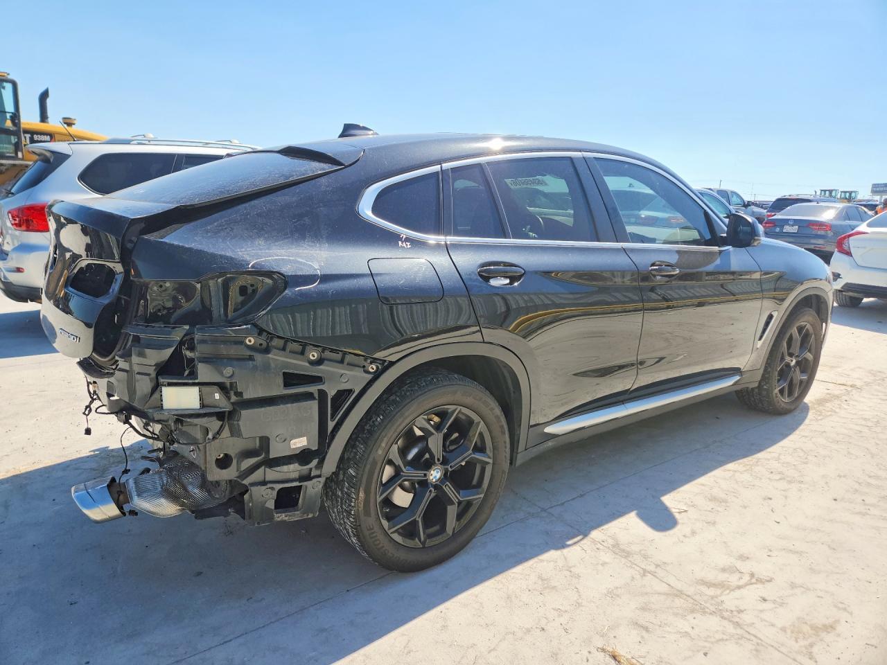 2024 BMW X4 xDrive30I - zdjęcie 3