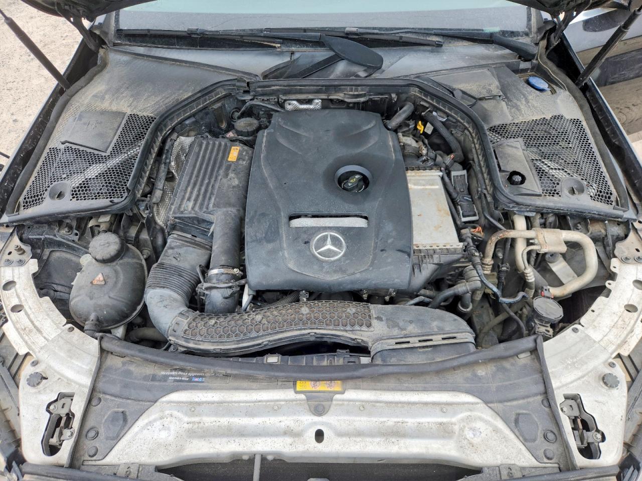 2017 Mercedes-Benz C 300 - zdjęcie 12