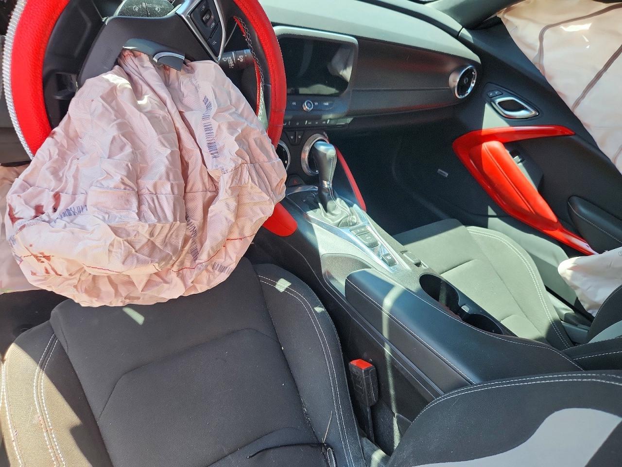 2020 Chevrolet Camaro Ls - zdjęcie 8