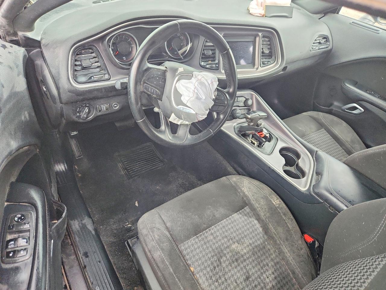 2021 Dodge Challenger Sxt - zdjęcie 8