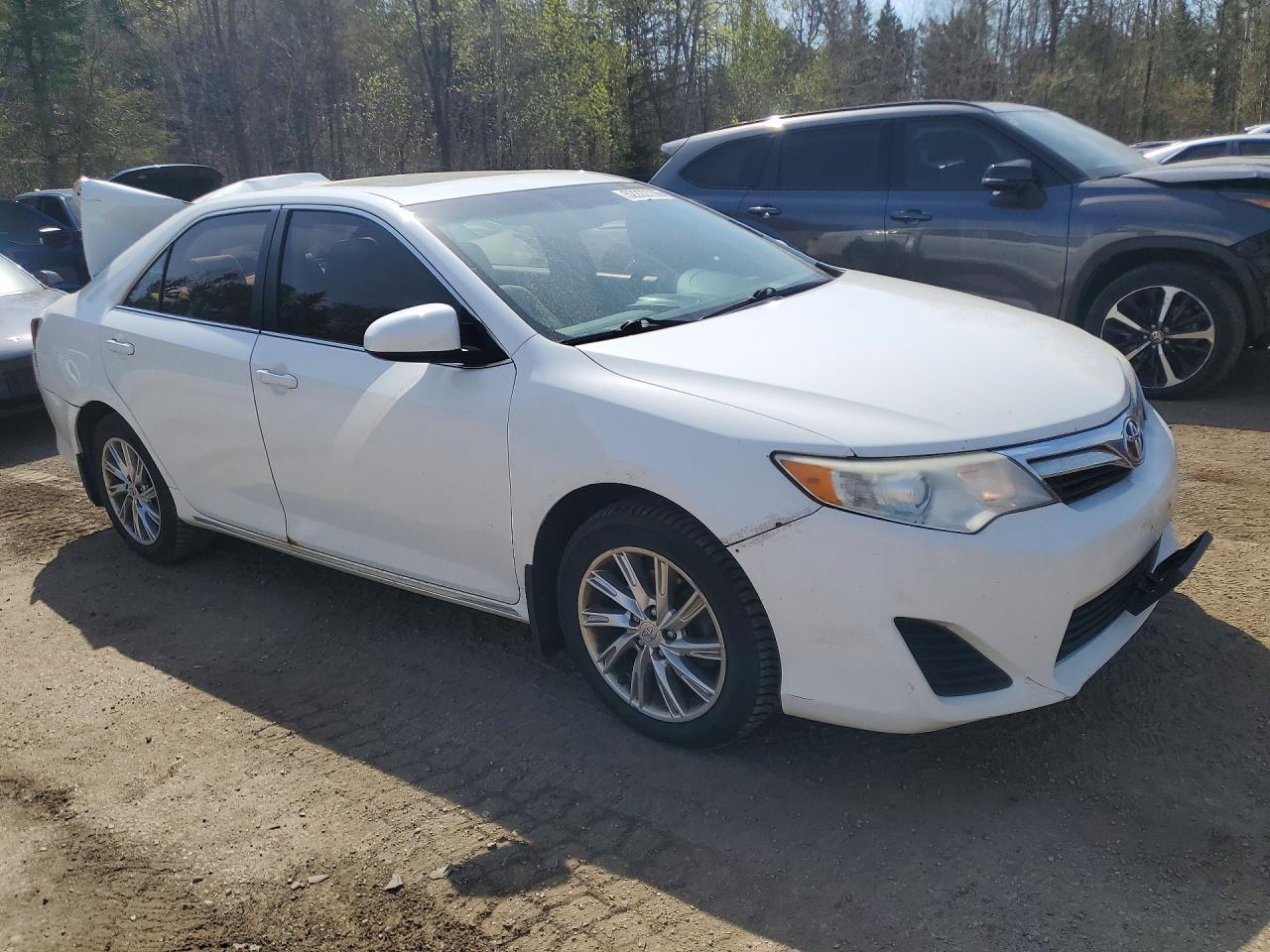 2014 Toyota Camry L - zdjęcie 4