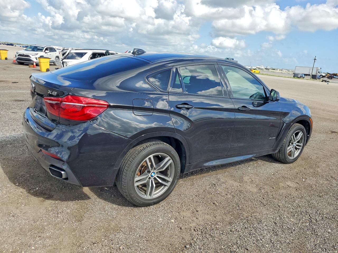 2016 BMW X6 xDrive35I - zdjęcie 3