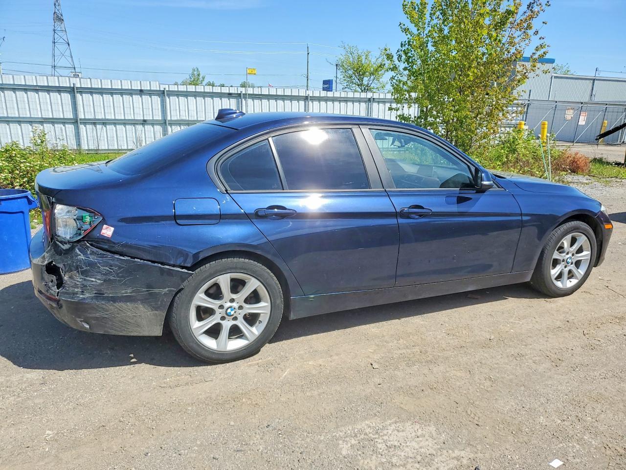 2013 BMW 328 Xi - zdjęcie 3