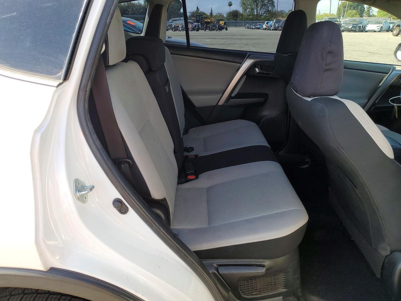 2016 Toyota Rav4 Hv Xle - zdjęcie 11