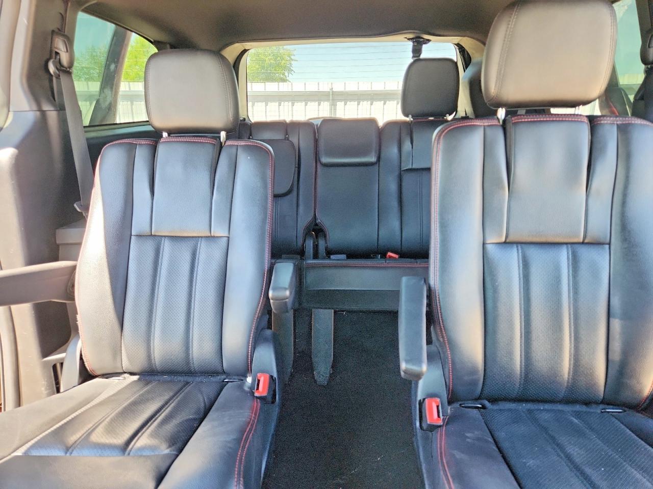 2019 Dodge Grand Caravan Gt - zdjęcie 10