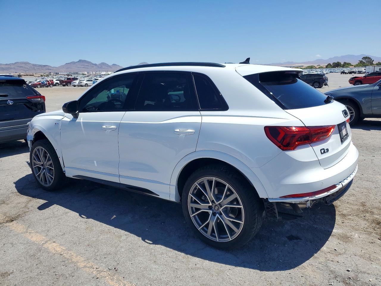 2025 Audi Q3 Premium Plus S Line 45 - zdjęcie 2