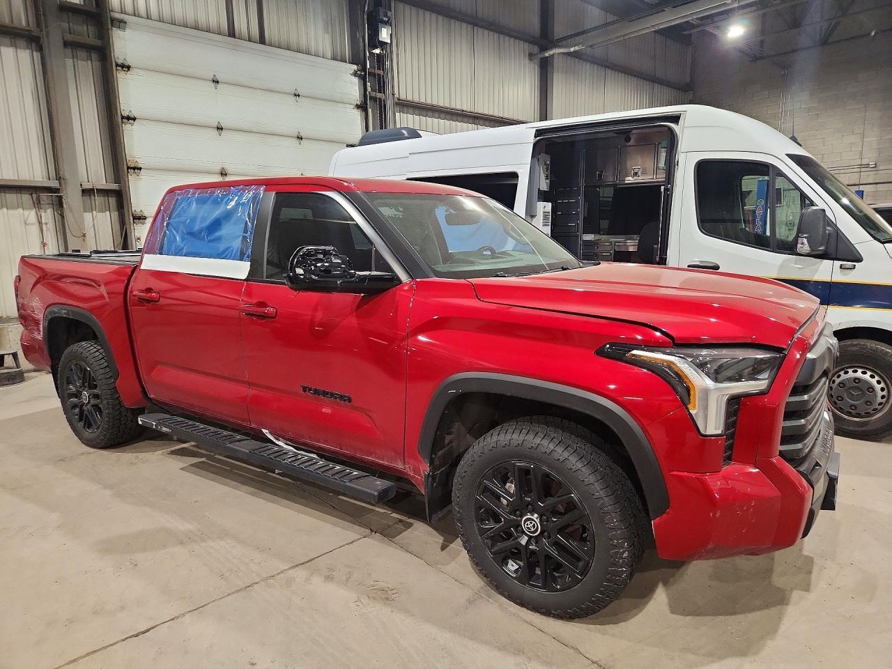 2024 Toyota Tundra Limited - zdjęcie 4