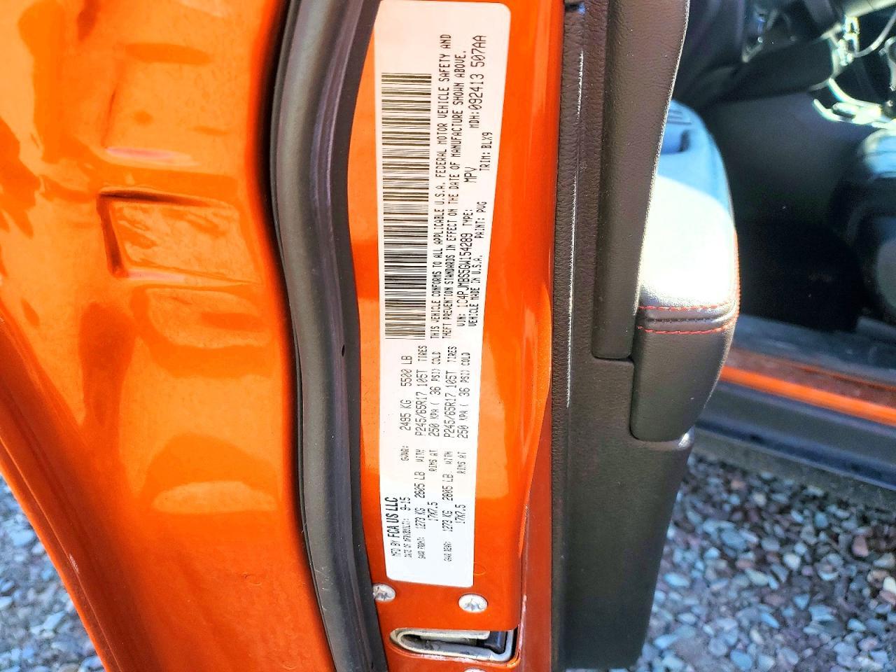 2016 Jeep Cherokee Trailhawk - zdjęcie 14