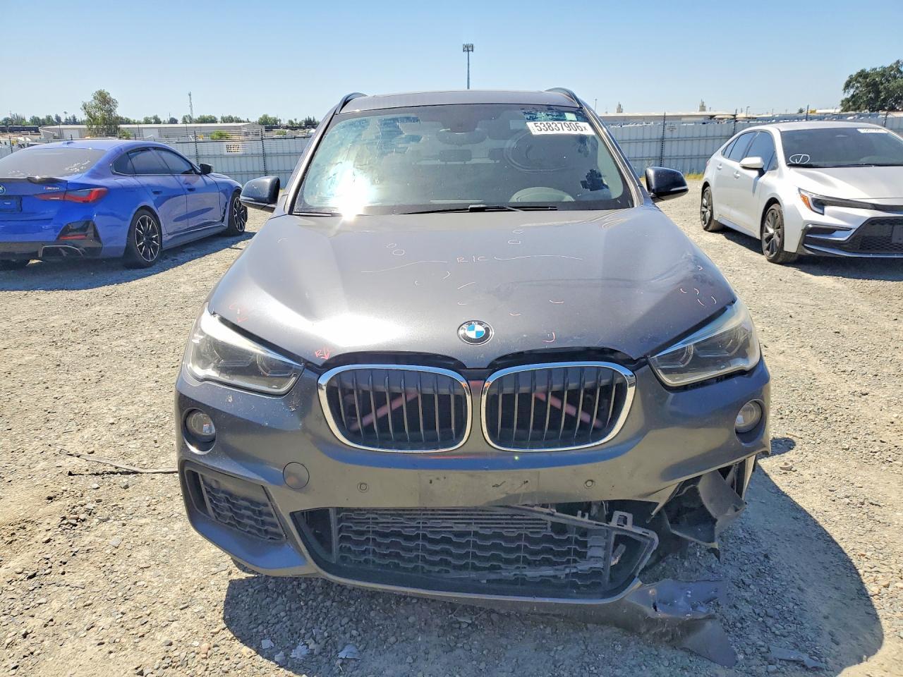 BMW X1 - zdjęcie 5