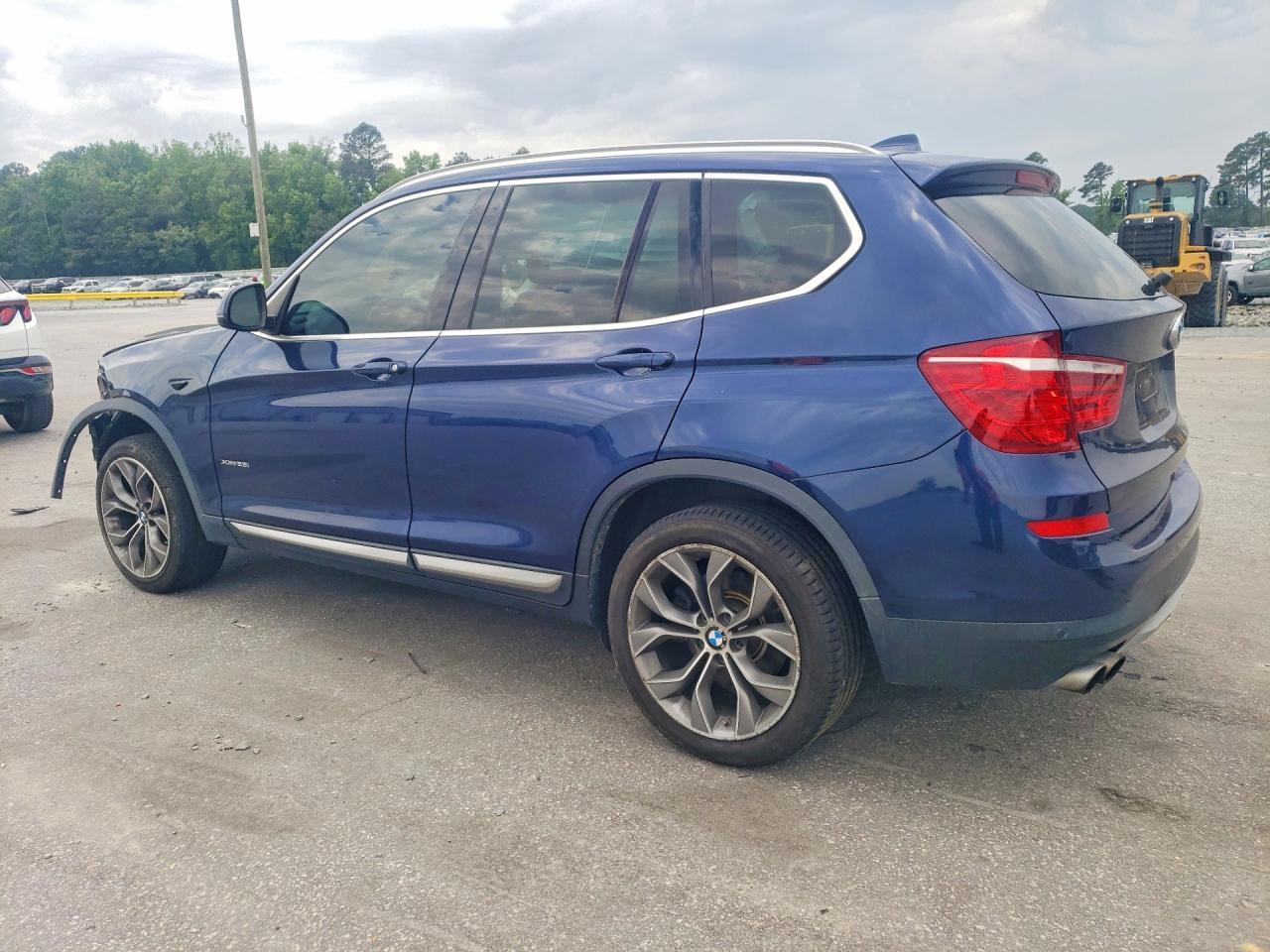 2015 BMW X3 xDrive28I - zdjęcie 2
