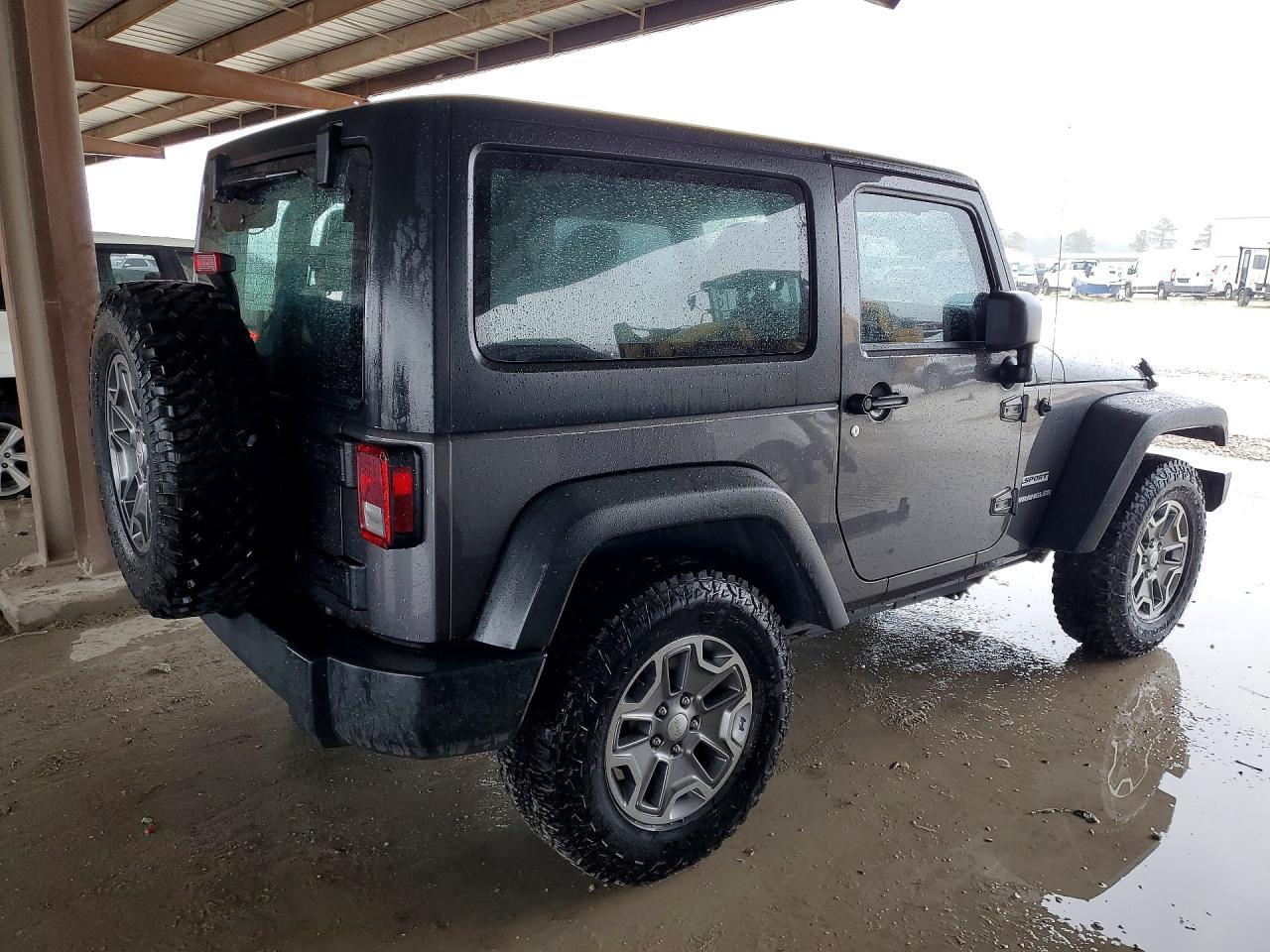 2014 Jeep Wrangler Sport - zdjęcie 3