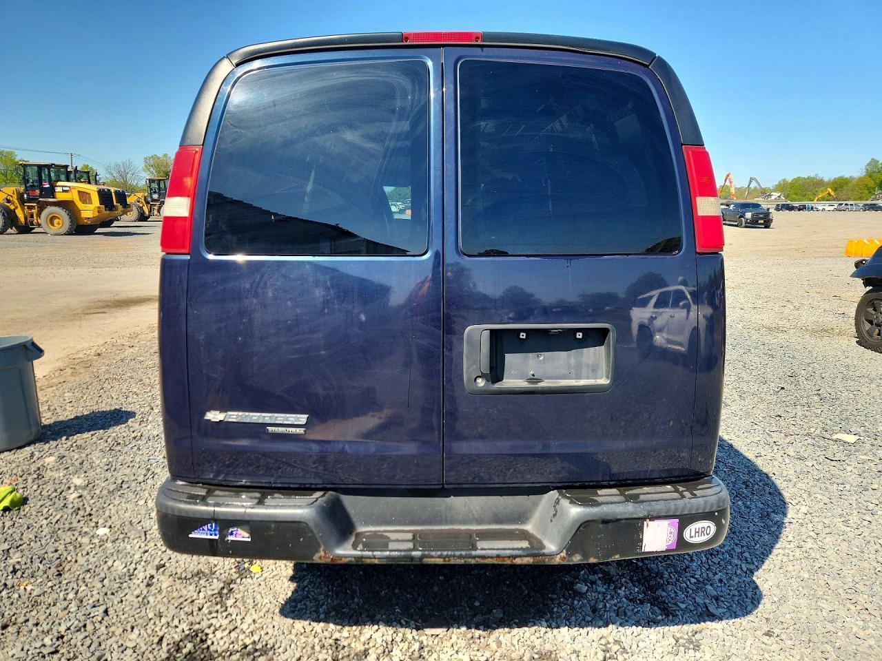 2013 Chevrolet Express G1500 - zdjęcie 6