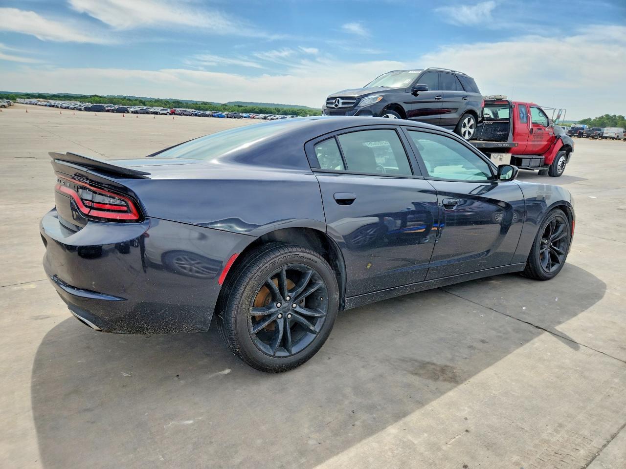 2016 Dodge Charger - zdjęcie 3