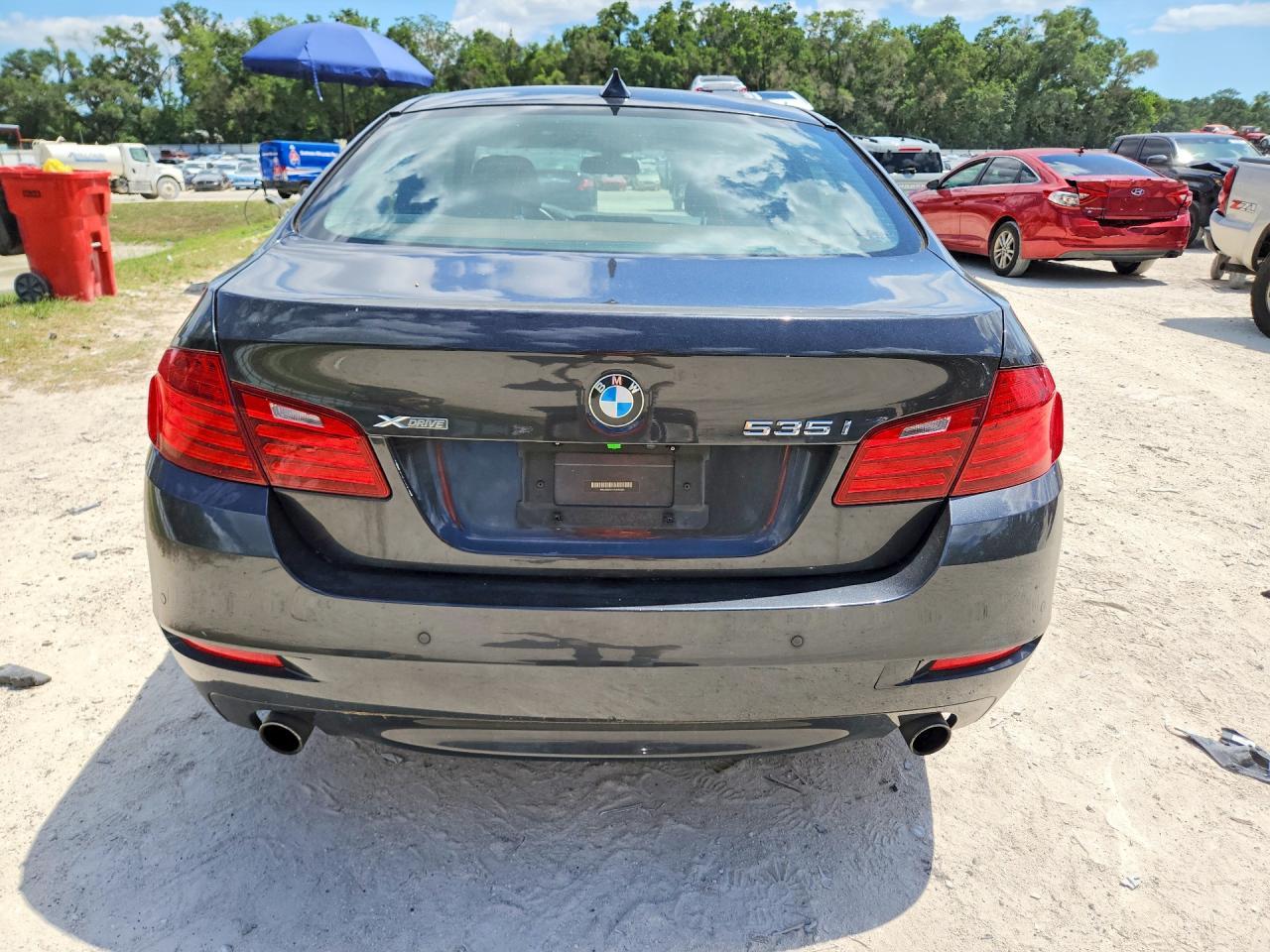 2015 BMW Seria 5 535i - zdjęcie 6