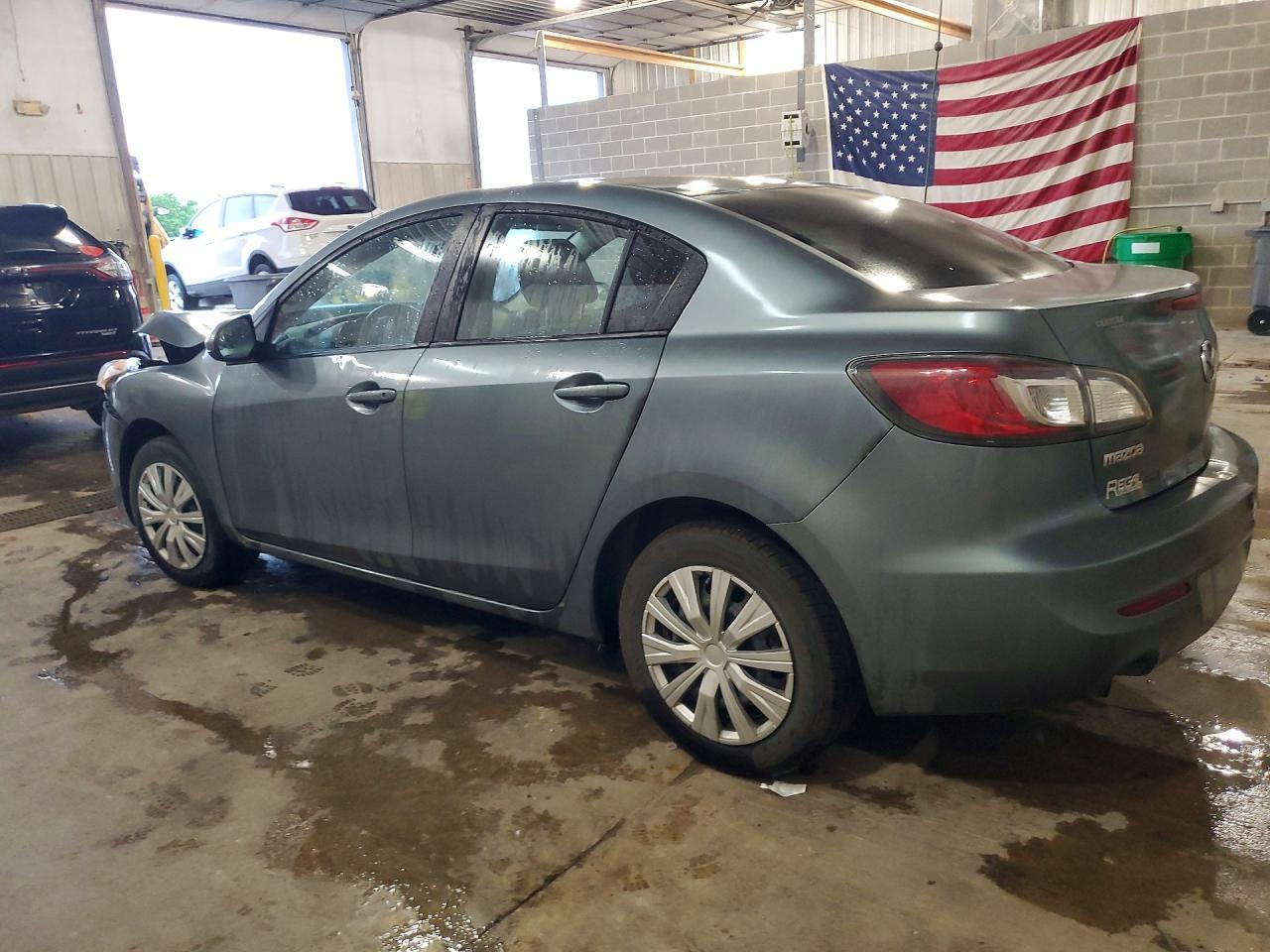 2013 Mazda 3 I - zdjęcie 2