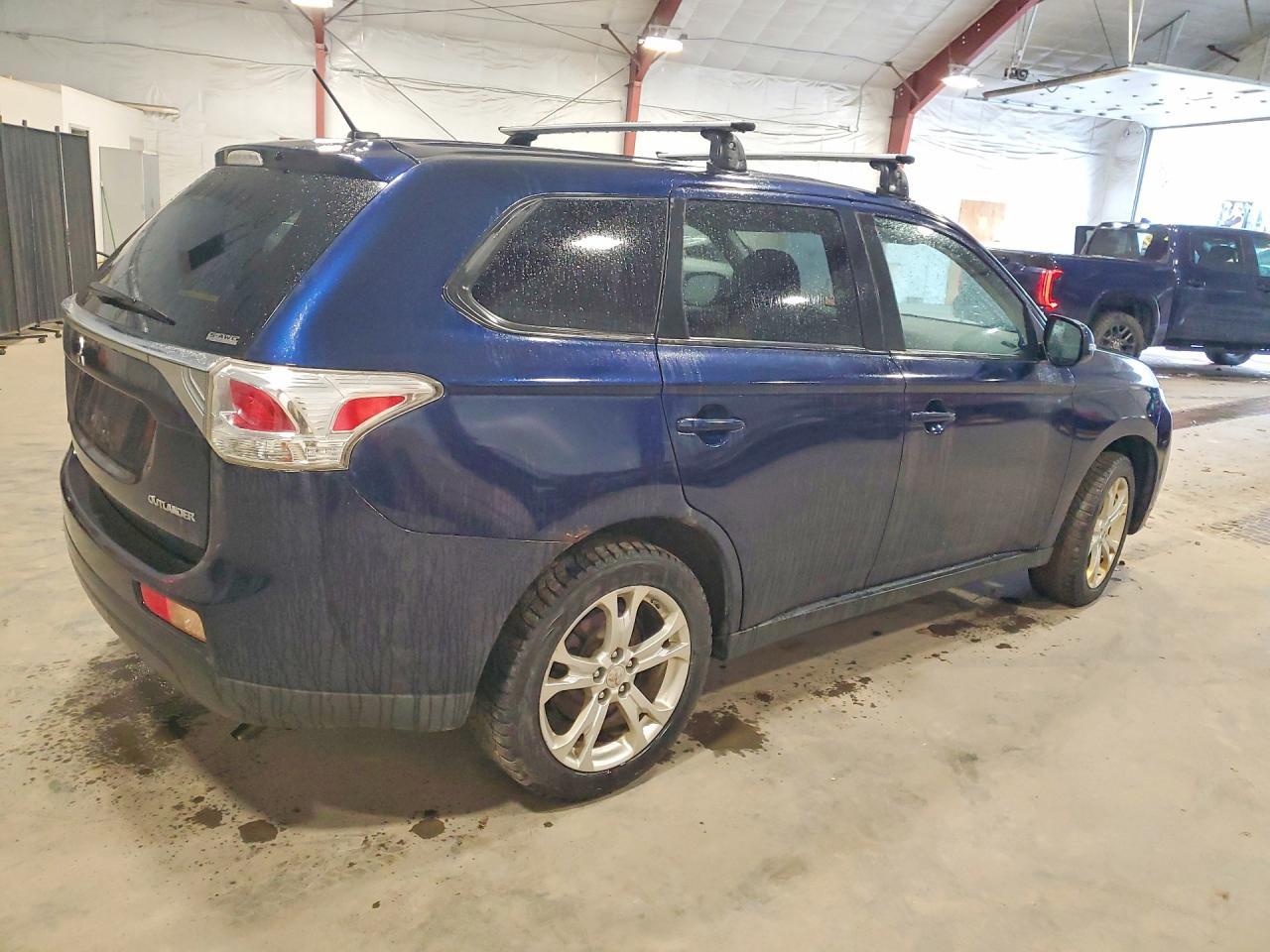 2014 Mitsubishi Outlander Se - zdjęcie 3