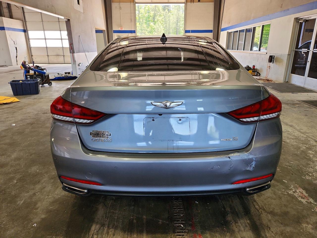 2015 Hyundai Genesis 3.8L - zdjęcie 6