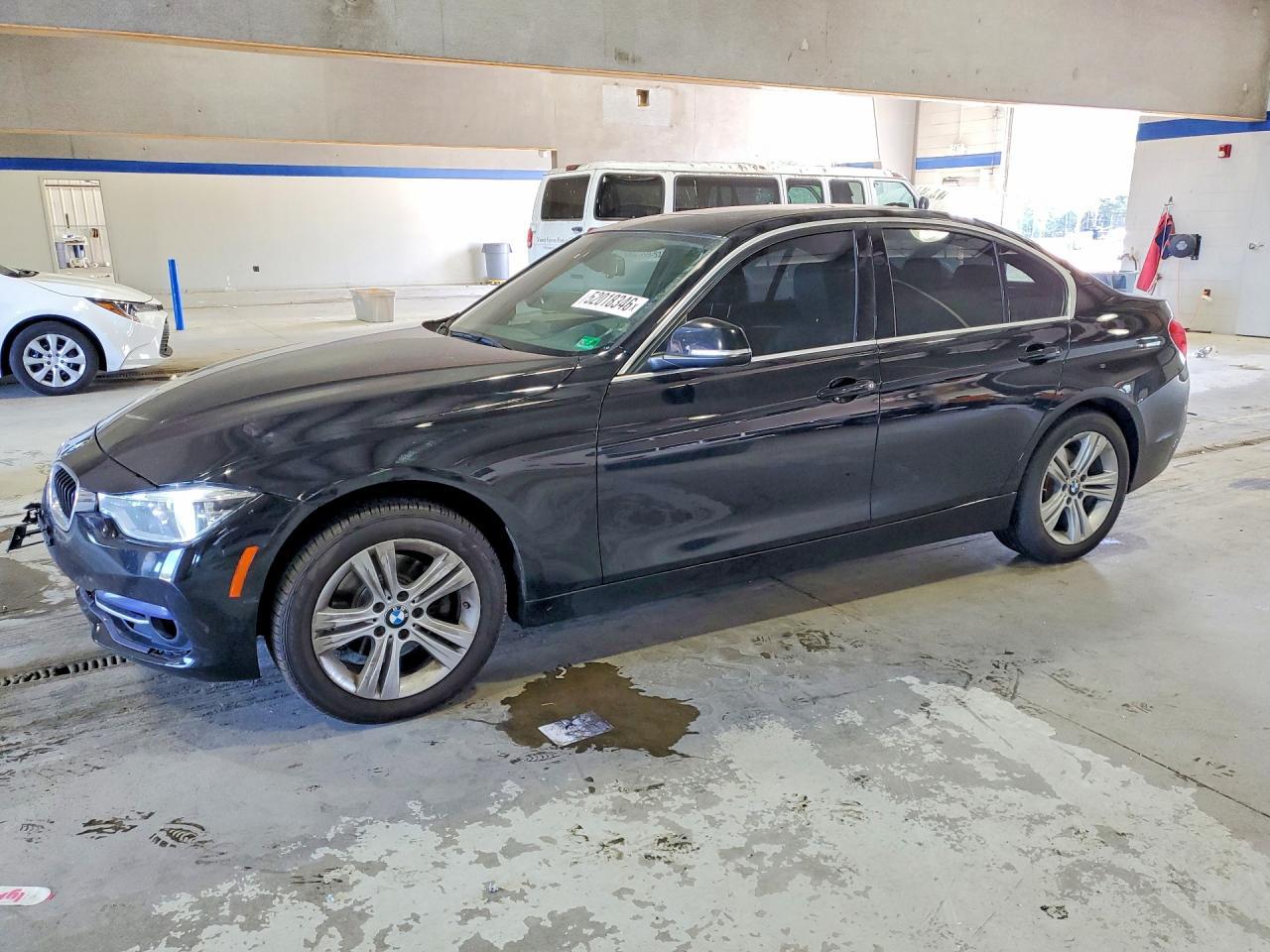 2018 BMW 330 I - zdjęcie główne