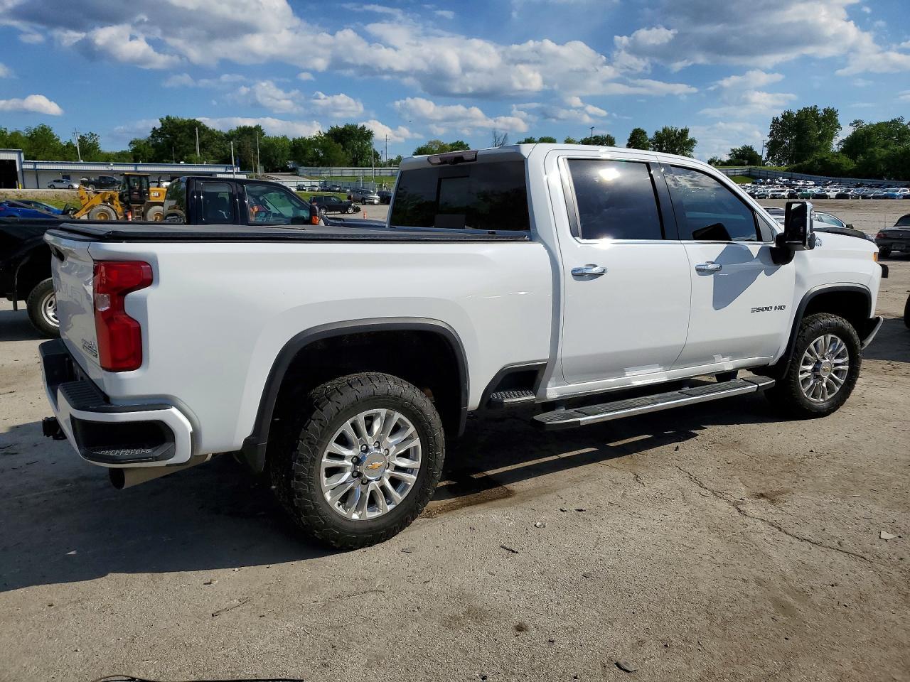 2023 Chevrolet Silverado K3500 High Country - zdjęcie 3