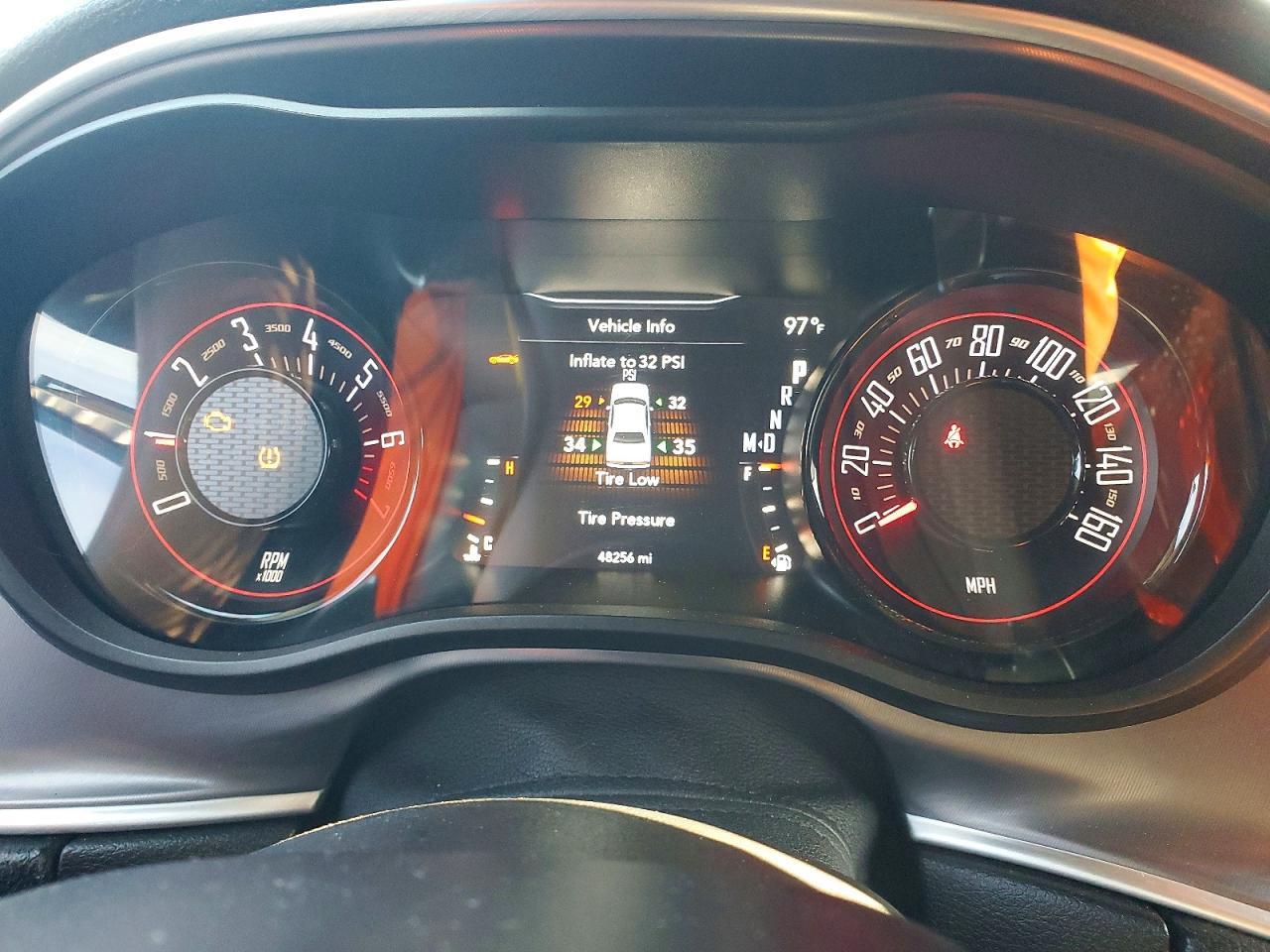 2019 Dodge Challenger Gt - zdjęcie 9
