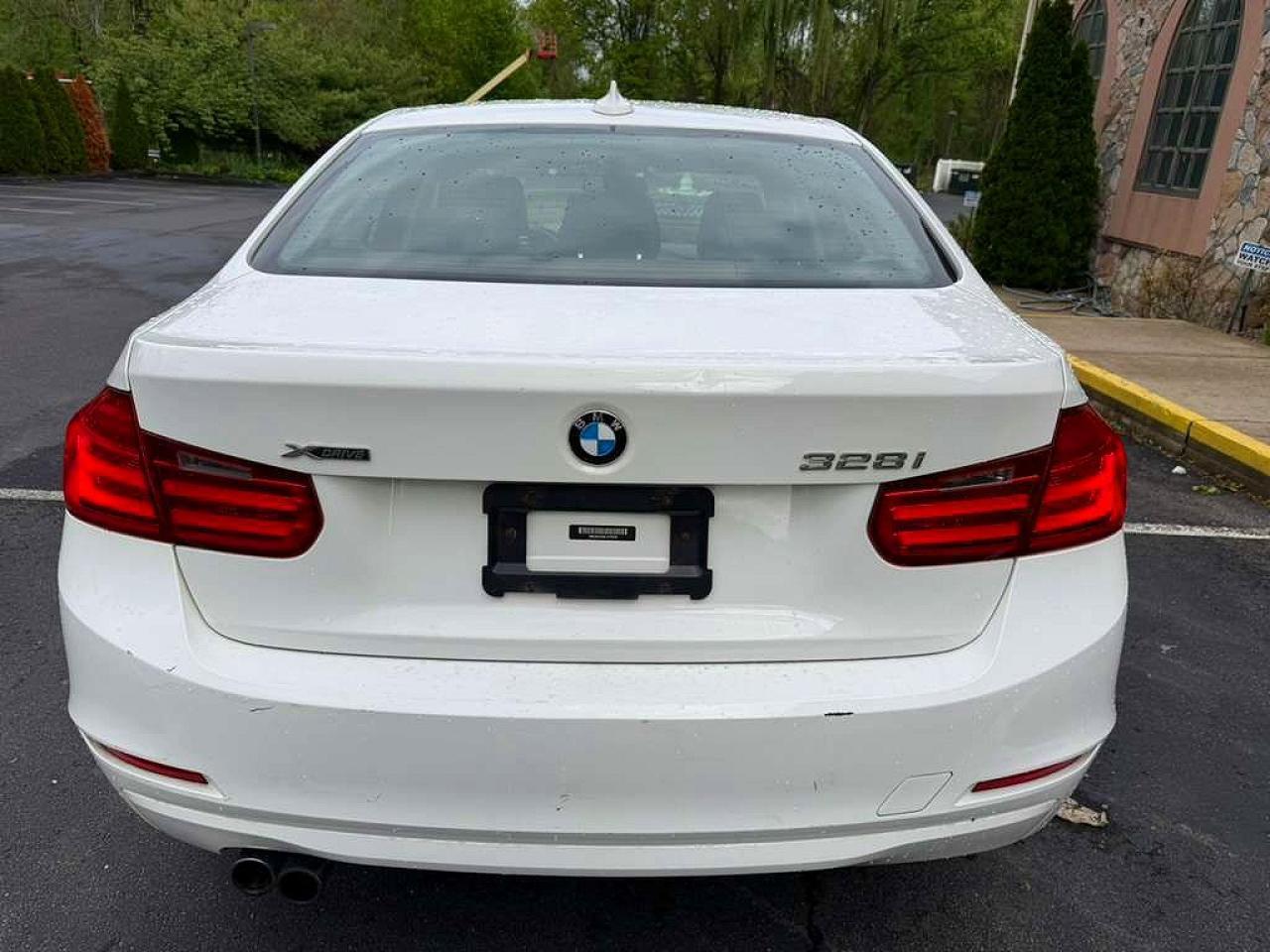 2014 BMW 328 Xi - zdjęcie 11