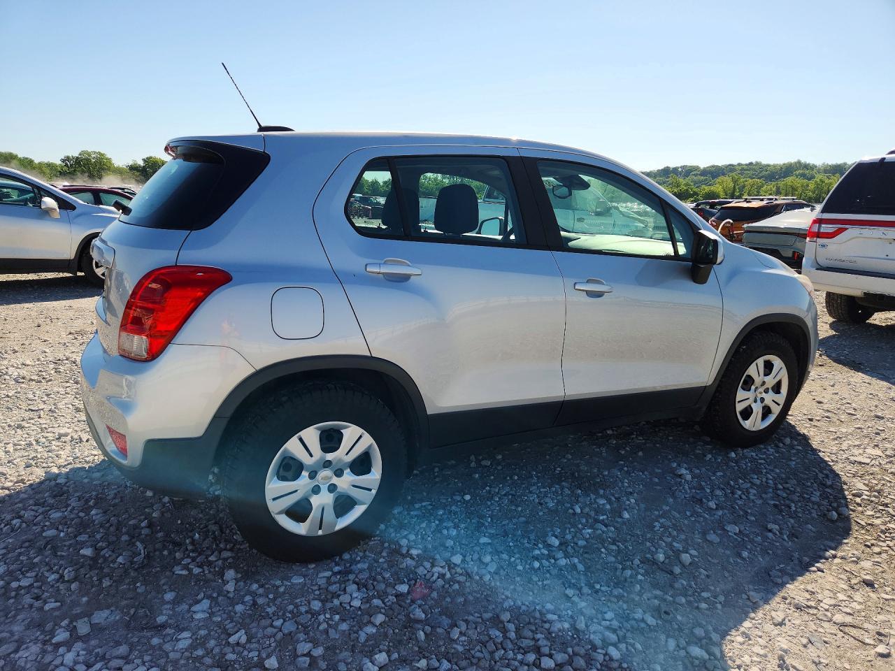 2018 Chevrolet Trax Ls - zdjęcie 3