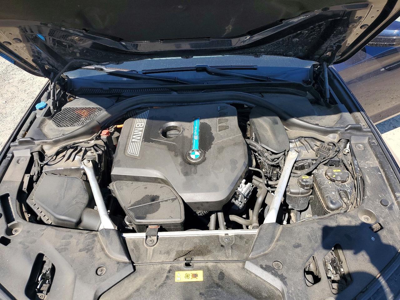 2019 BMW Seria 5 530e - zdjęcie 11