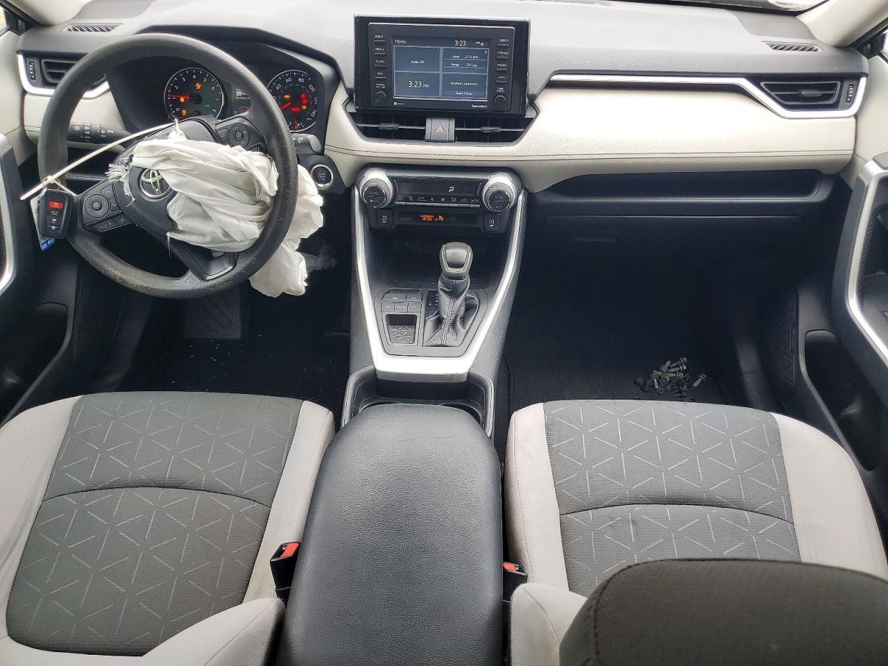 2021 Toyota Rav4 Xle - zdjęcie 8