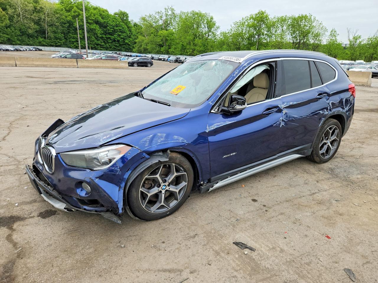 2016 BMW X1 xDrive28I - zdjęcie główne