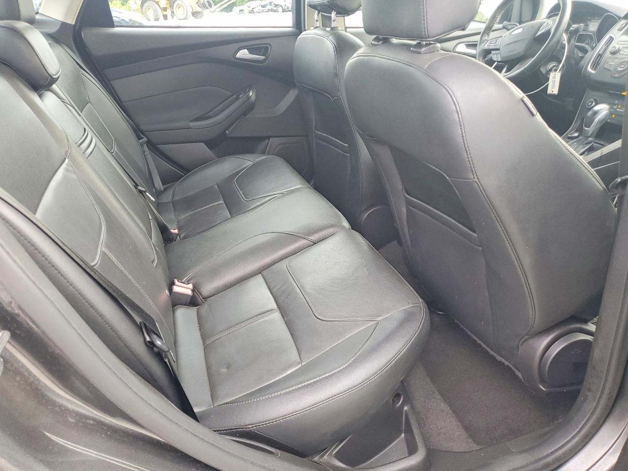 2016 Ford Focus Se - zdjęcie 10