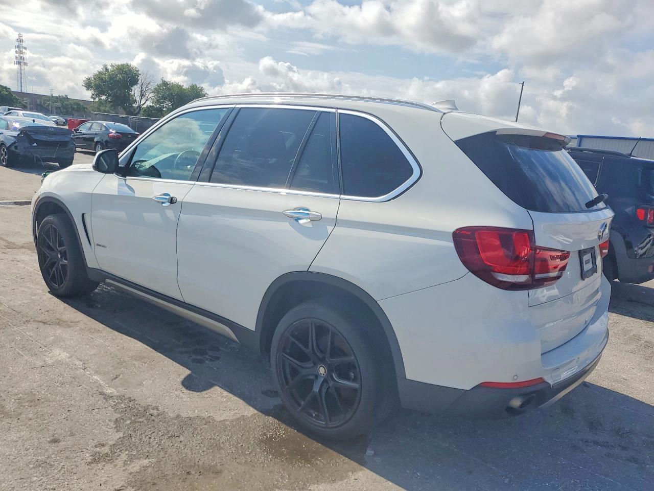 2016 BMW X5 - zdjęcie 2