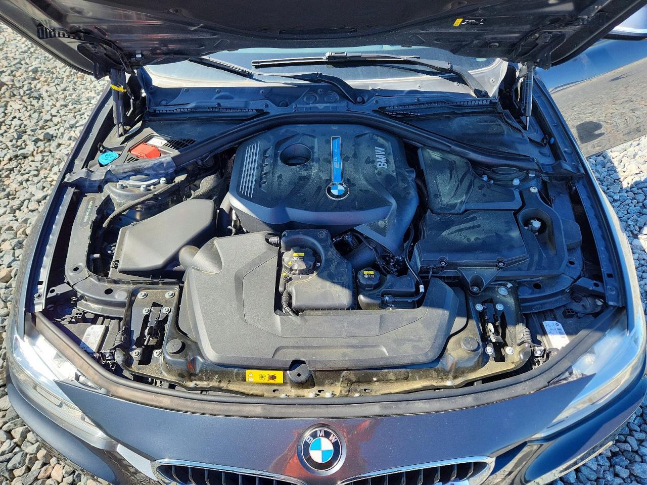 2017 BMW 330E - zdjęcie 11