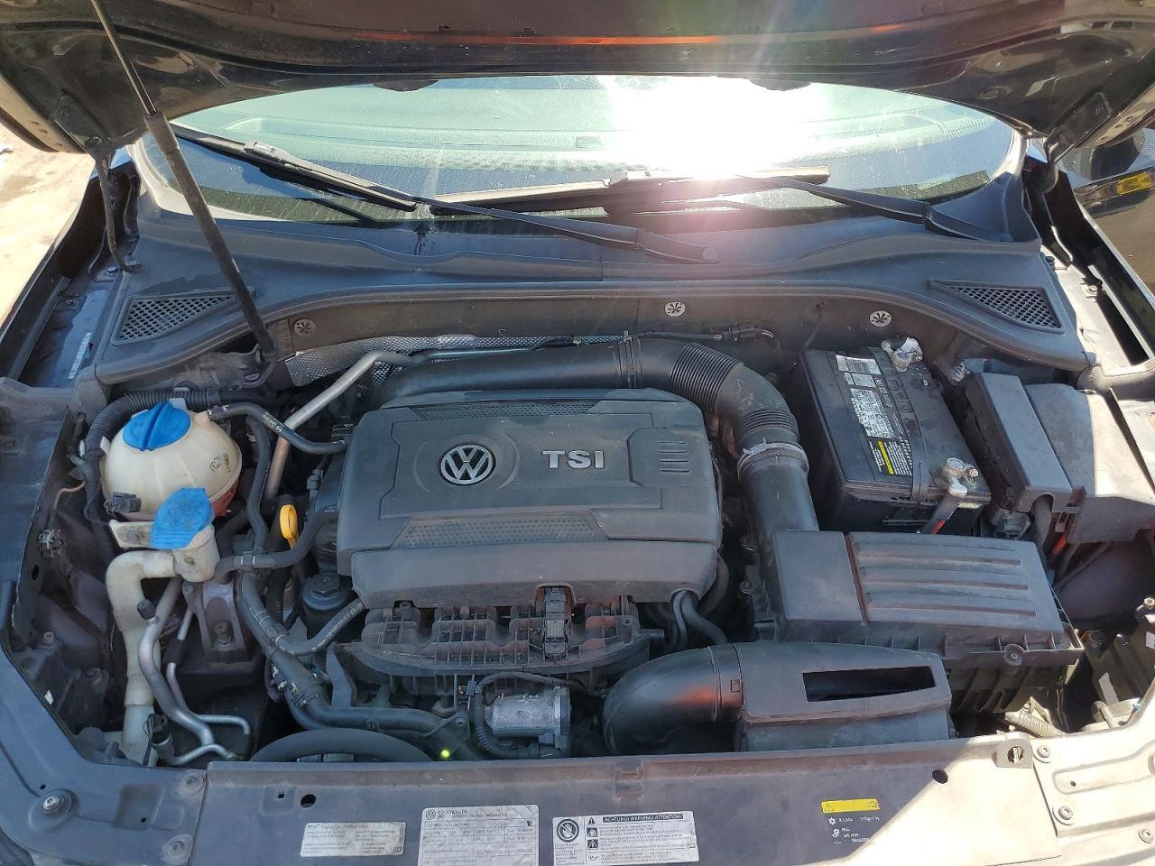 2015 Volkswagen Passat S - zdjęcie 11