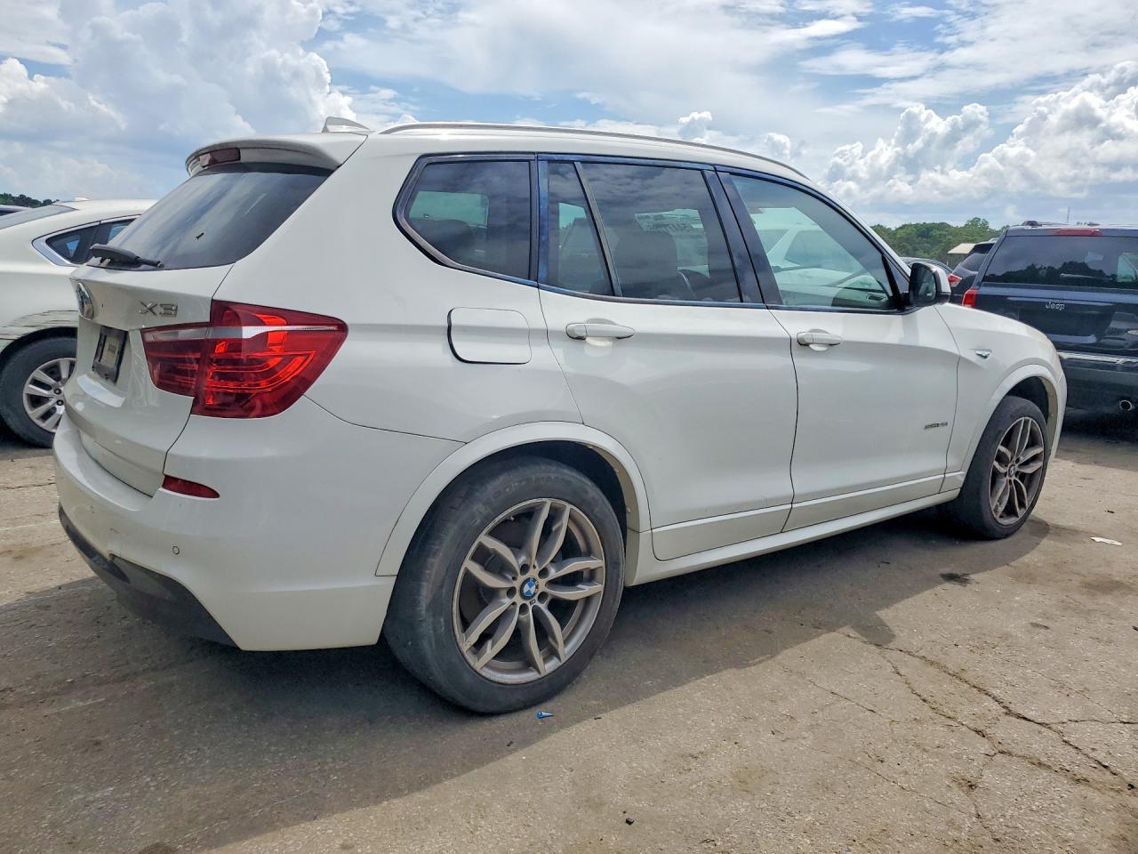 2016 BMW X3 Sdrive28I - zdjęcie 3