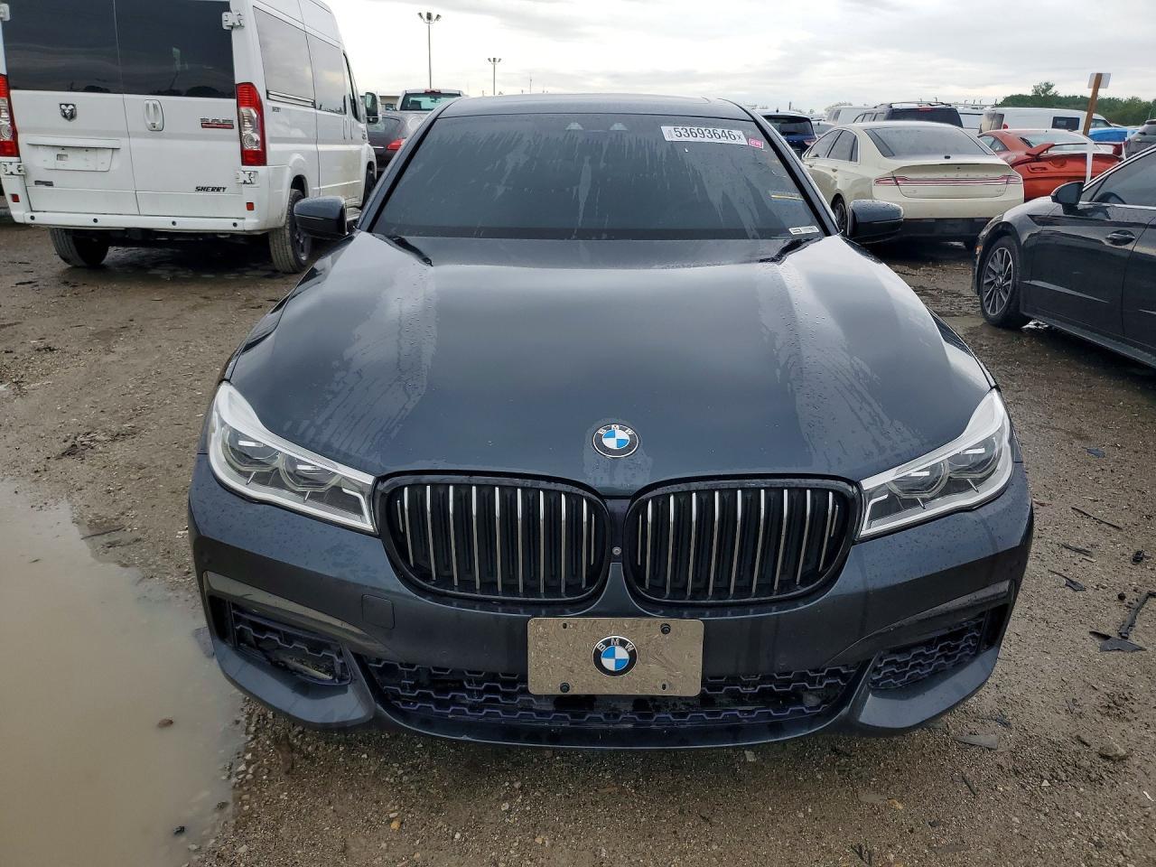 2017 BMW 750 Xi - zdjęcie 5