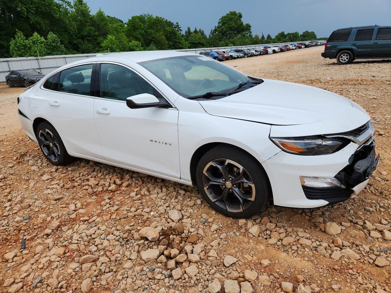 2022 Chevrolet Malibu Lt - zdjęcie 4