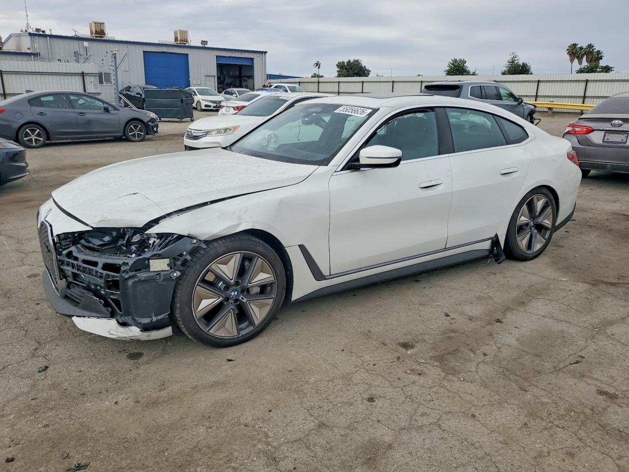 2025 BMW I4 Edrive 40 - zdjęcie główne