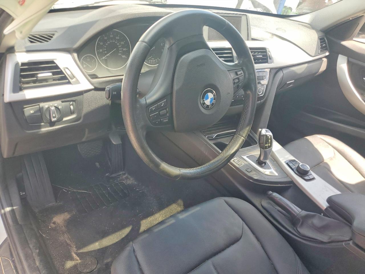 2017 BMW 320 Xi - zdjęcie 8