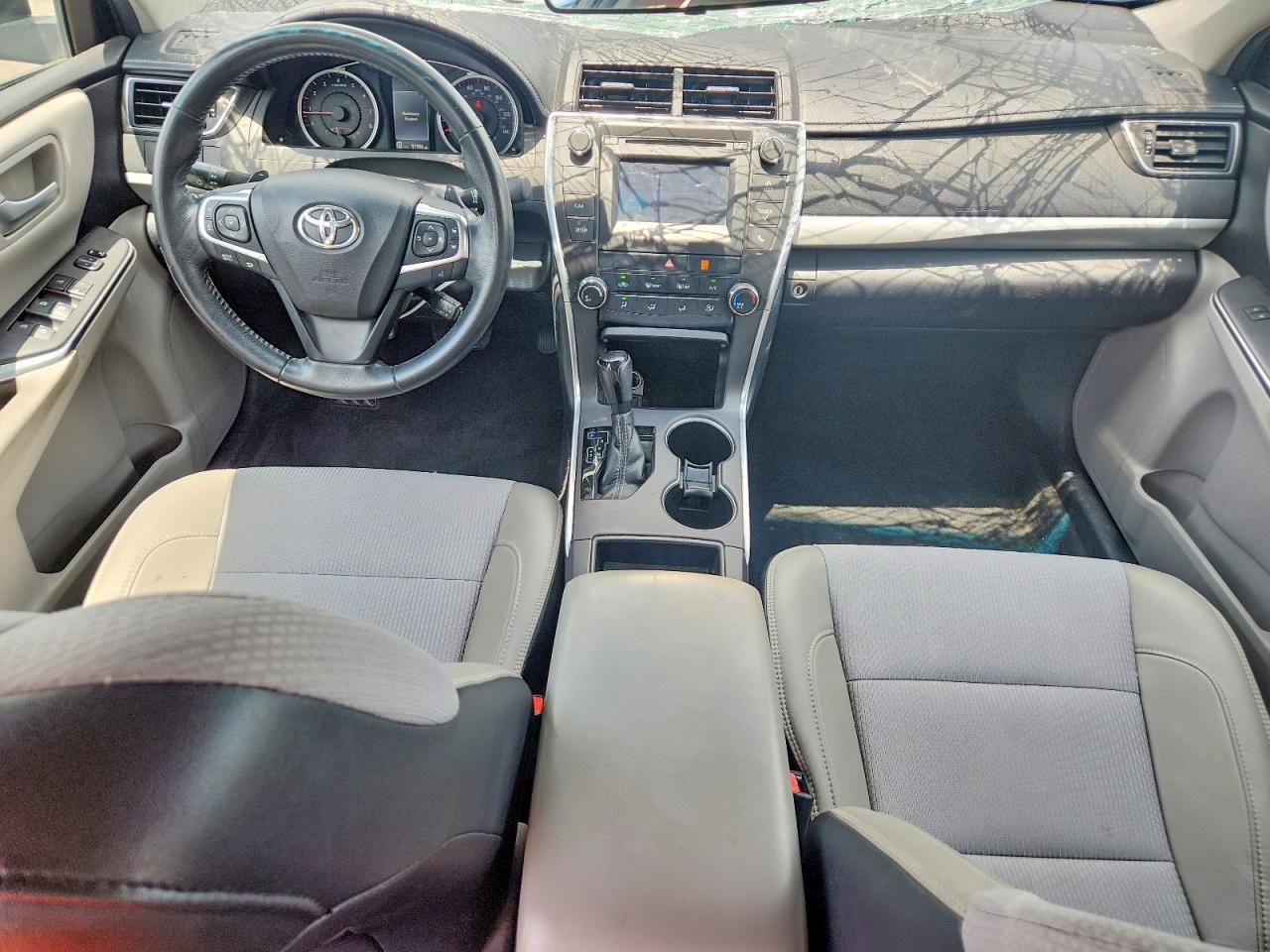 2016 Toyota Camry Se - zdjęcie 8