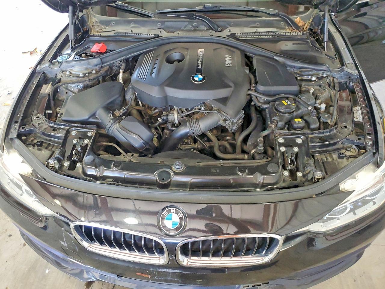 2018 BMW 330 - zdjęcie 11