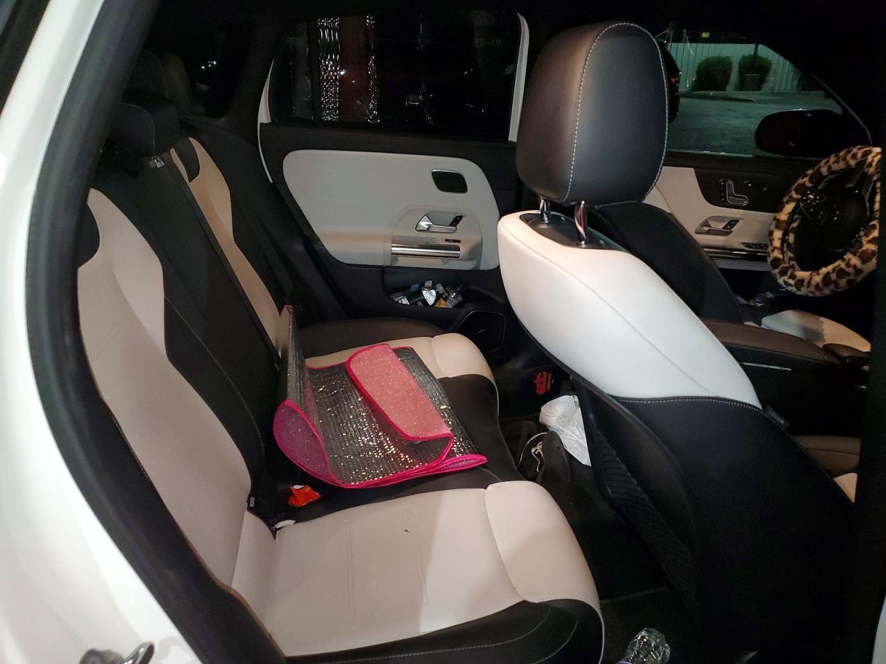 2021 Mercedes-Benz Gla 250 - zdjęcie 11