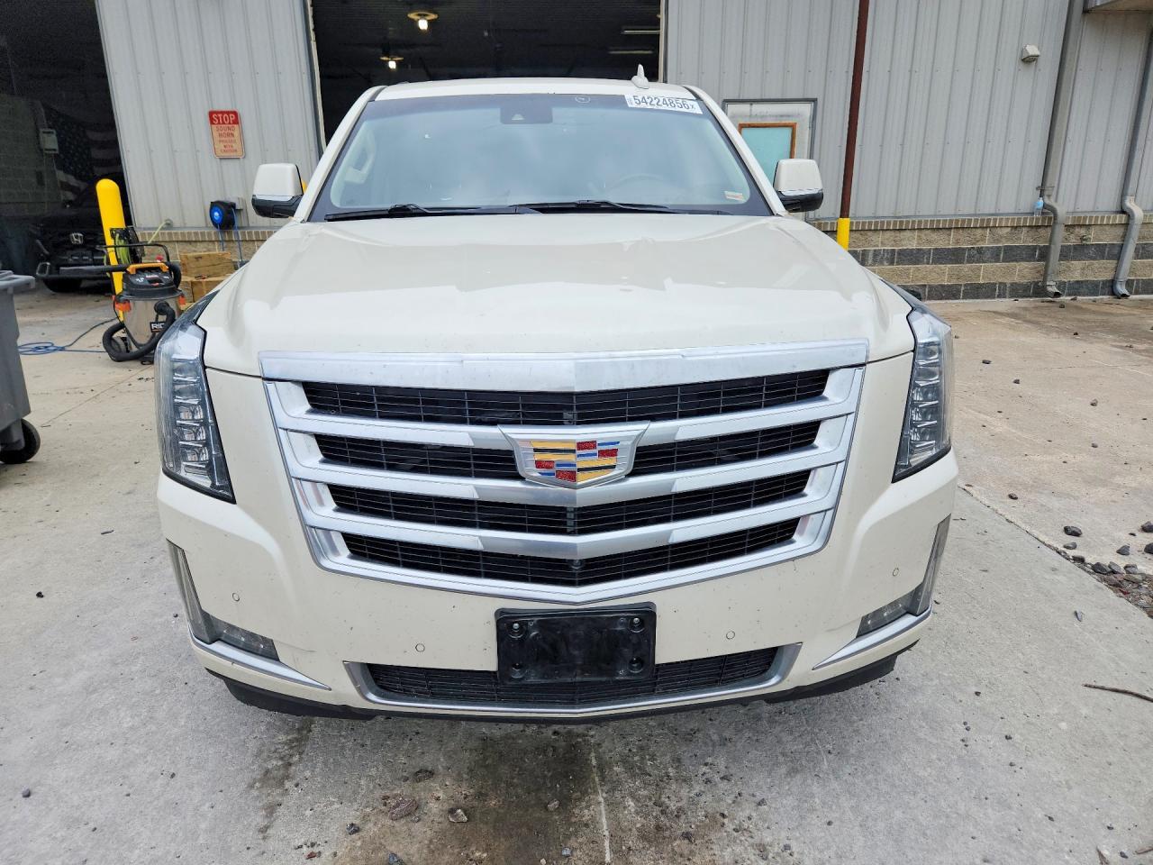 2015 Cadillac Escalade Luxury - zdjęcie 5