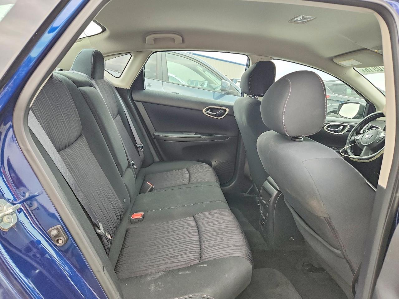 2019 Nissan Sentra Sv - zdjęcie 11