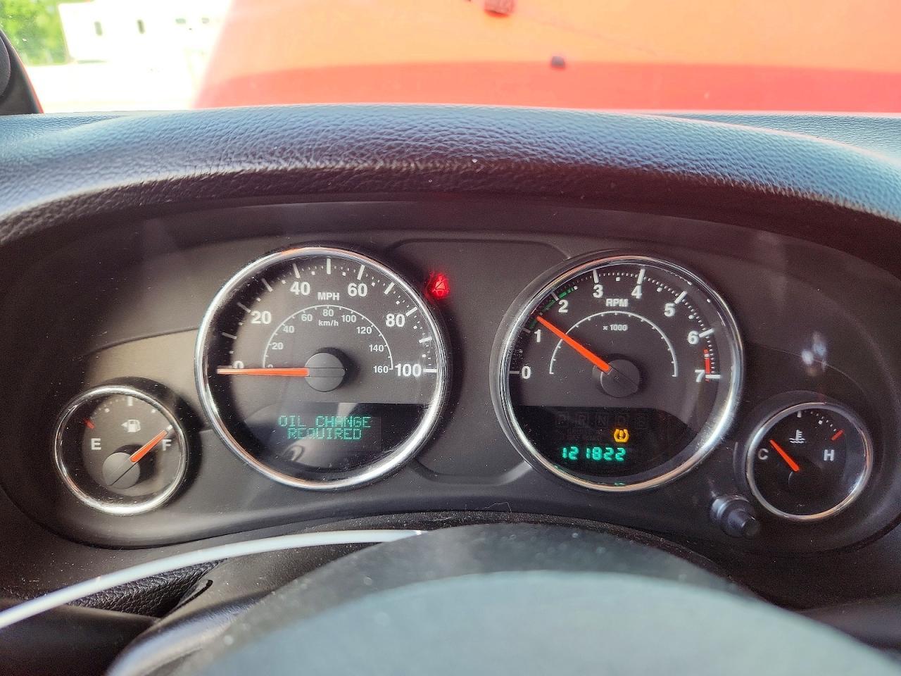 2013 Jeep Wrangler Sahara - zdjęcie 9