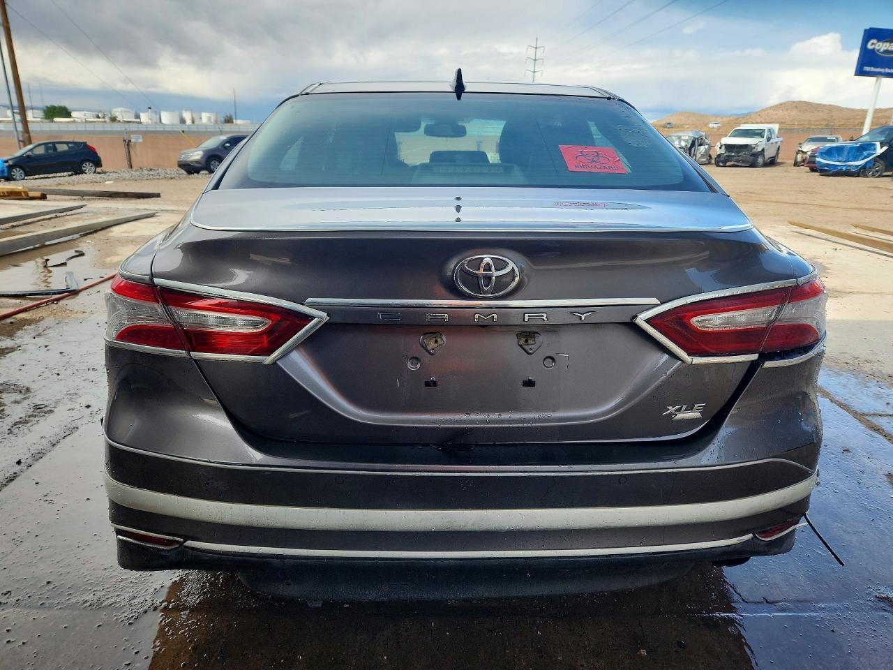 2018 Toyota Camry Xle - zdjęcie 6
