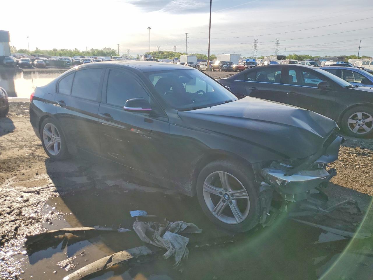 2015 BMW 320 I xDrive - zdjęcie 4