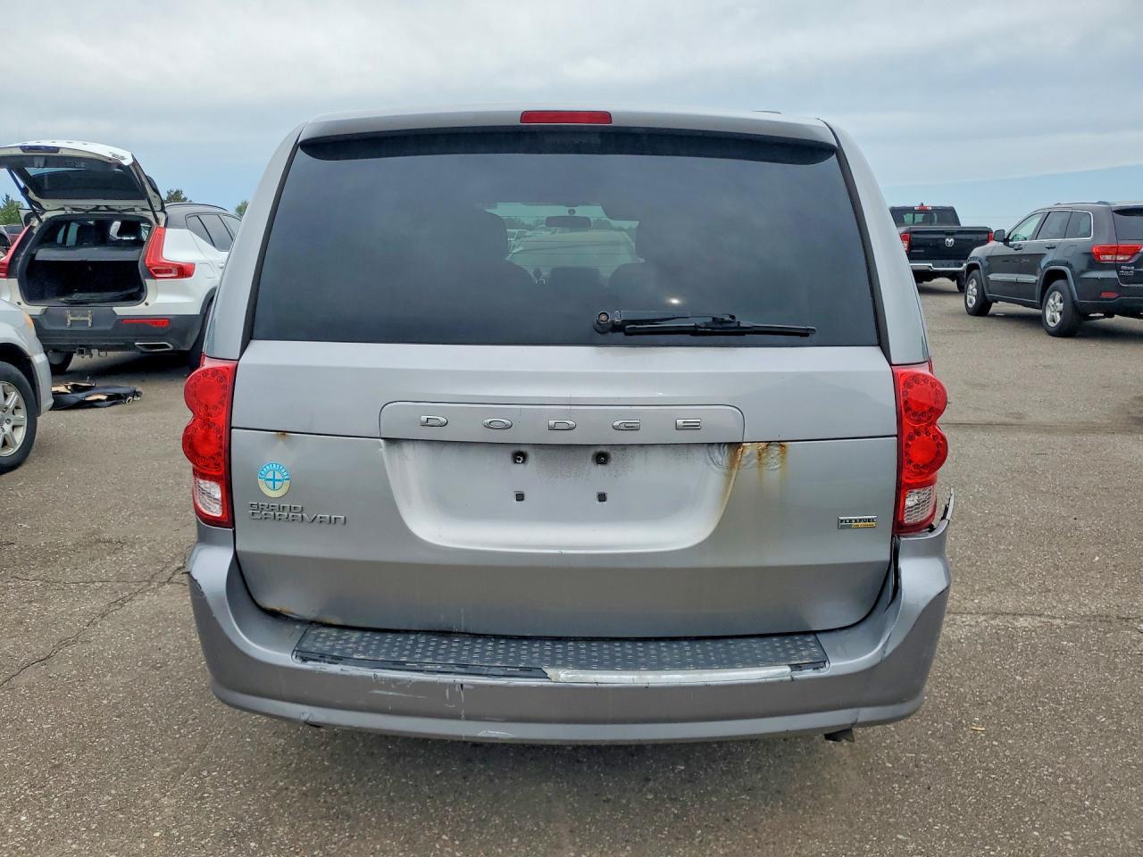 2013 Dodge Grand Caravan Sxt - zdjęcie 6