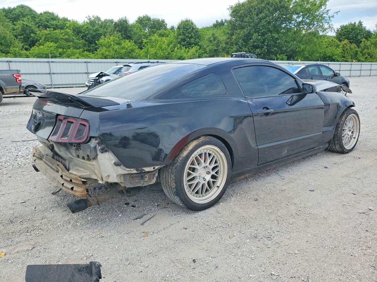 2013 Ford Mustang - zdjęcie 3