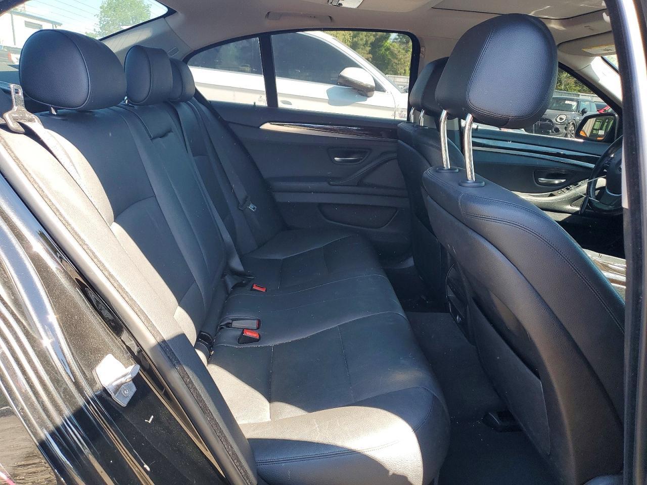 2015 BMW Seria 5 535i - zdjęcie 10